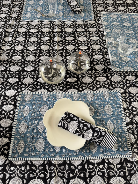 Nappe LOTUS noire