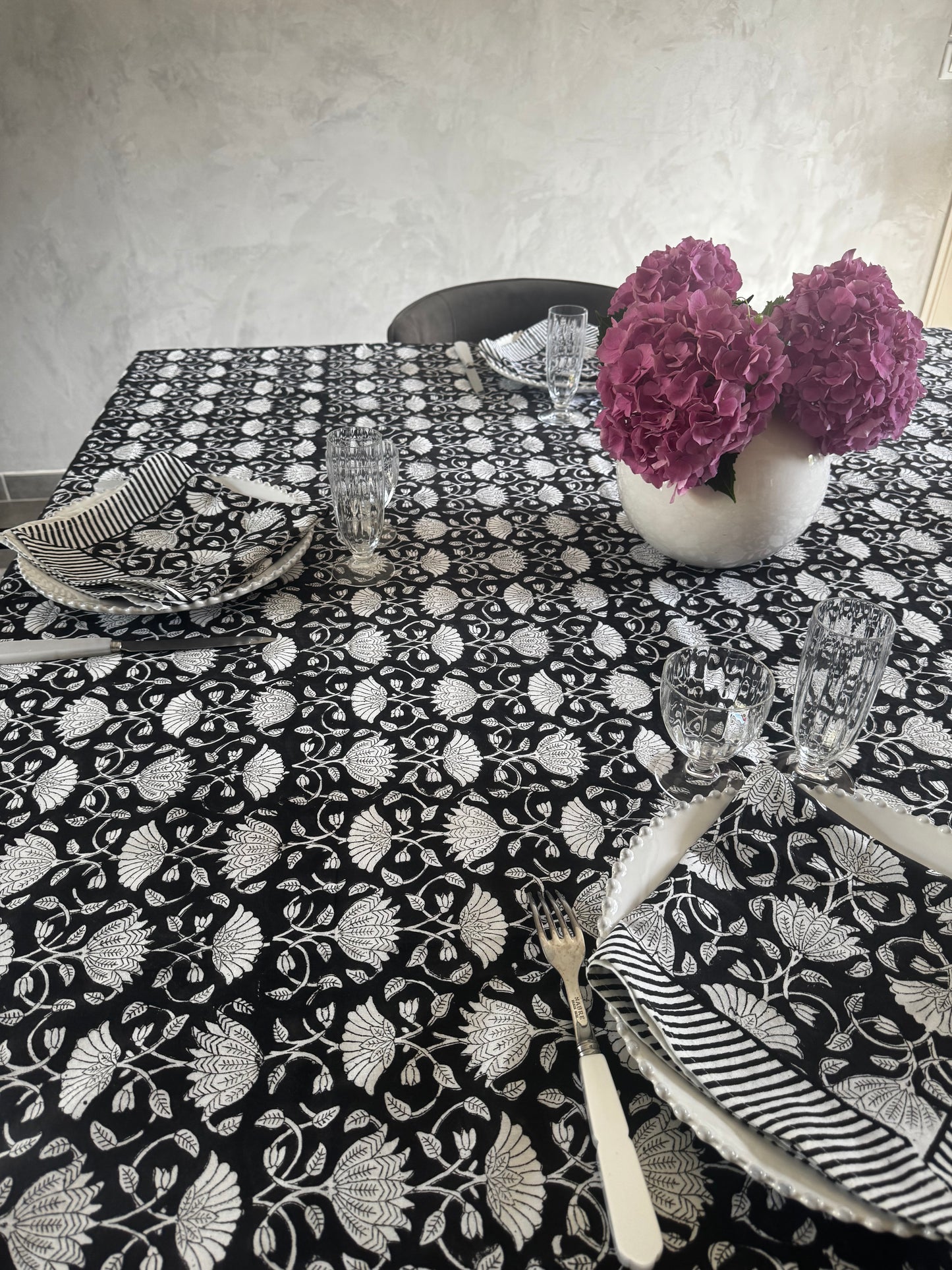 Nappe LOTUS noire